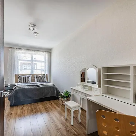 Lion - Rooftop With Terrace *