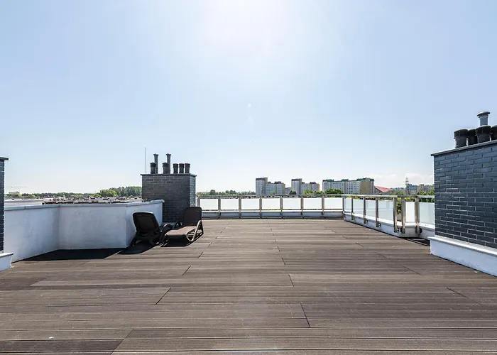 Lion - Rooftop With Terrace *