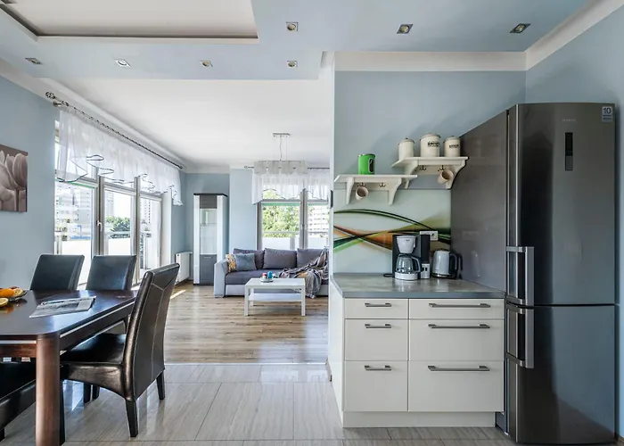 Lion - Rooftop With Terrace